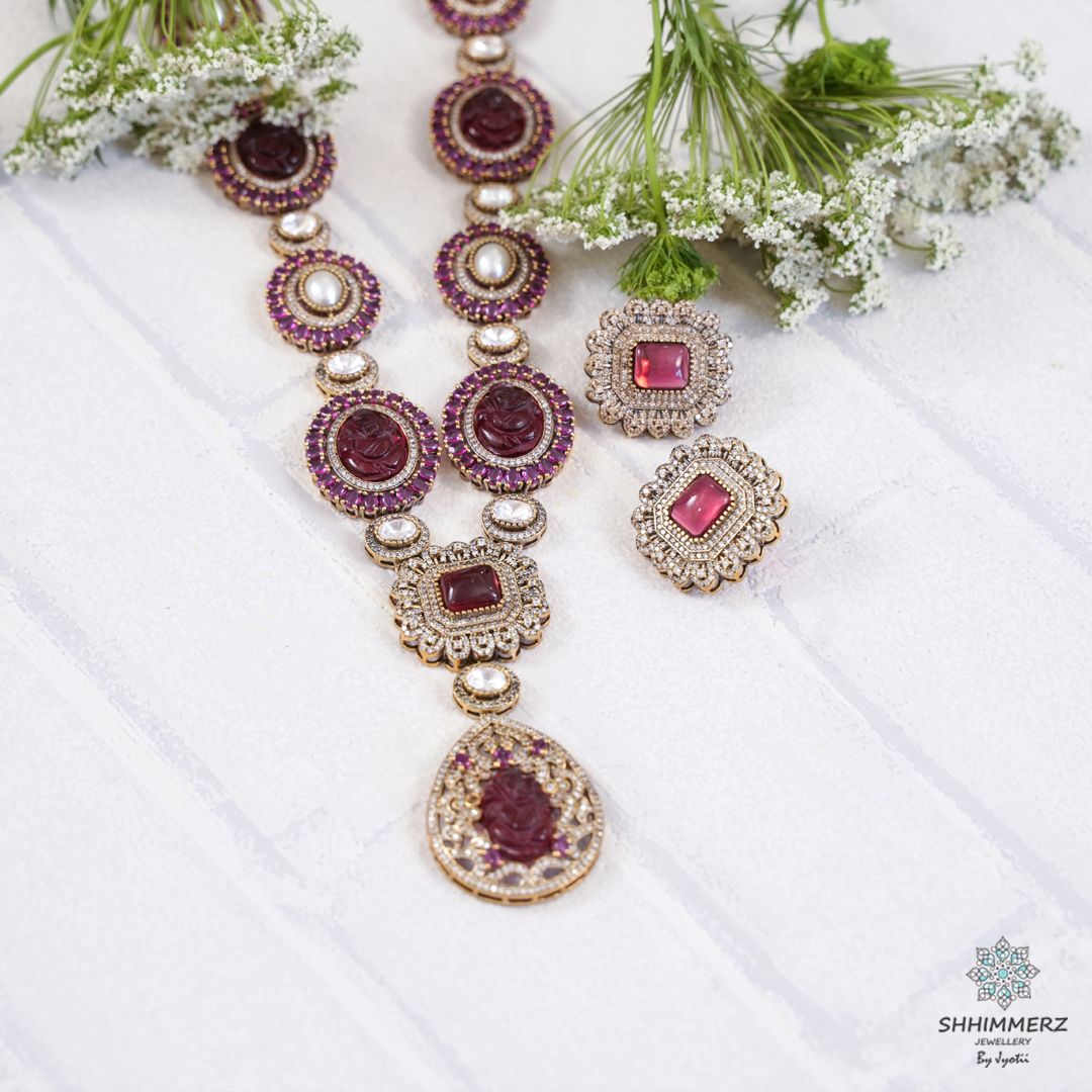 Zoya Long Neckpiece