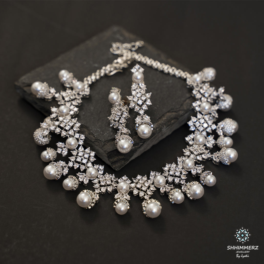 Aashma Moti Neckpiece