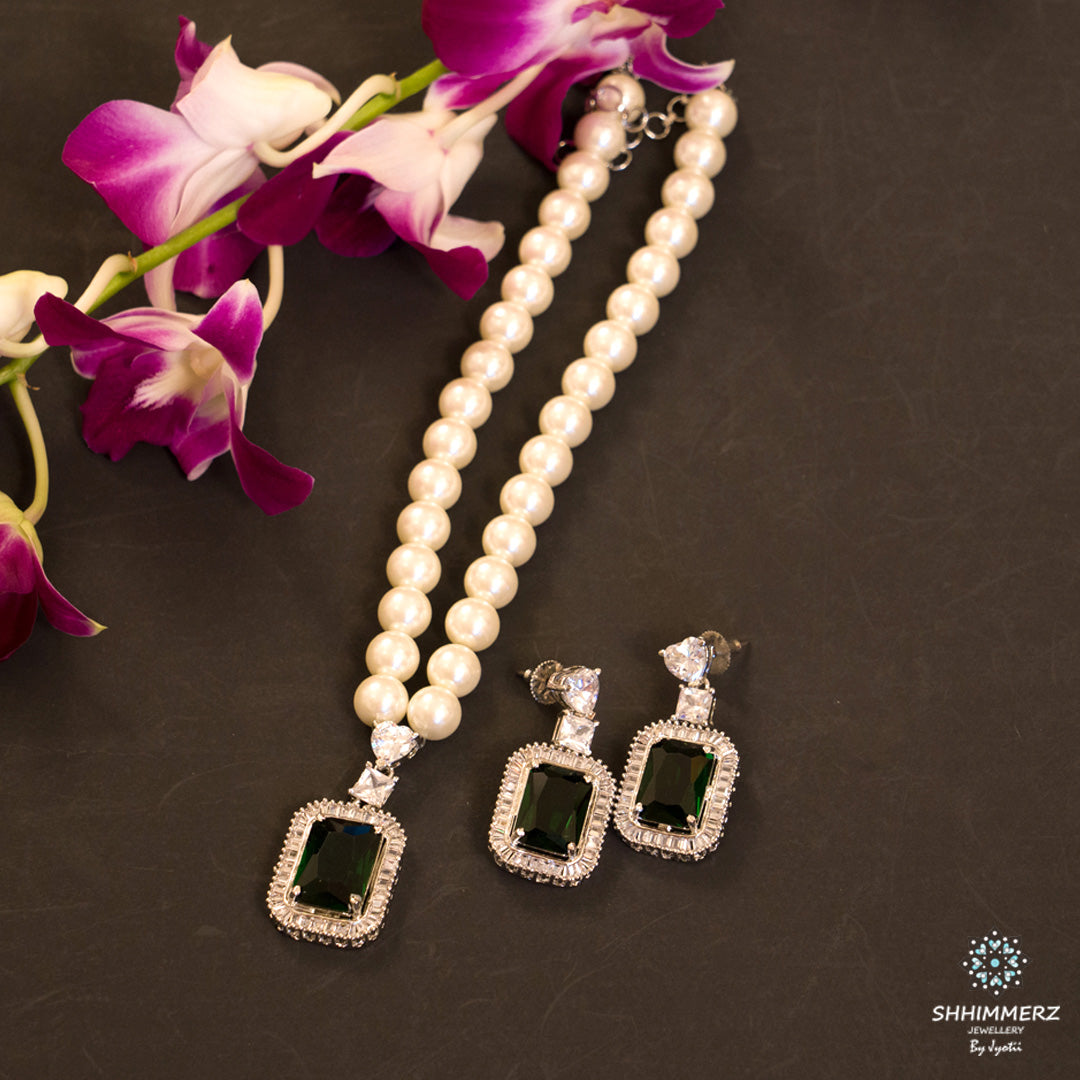 Emerald Moti Haar