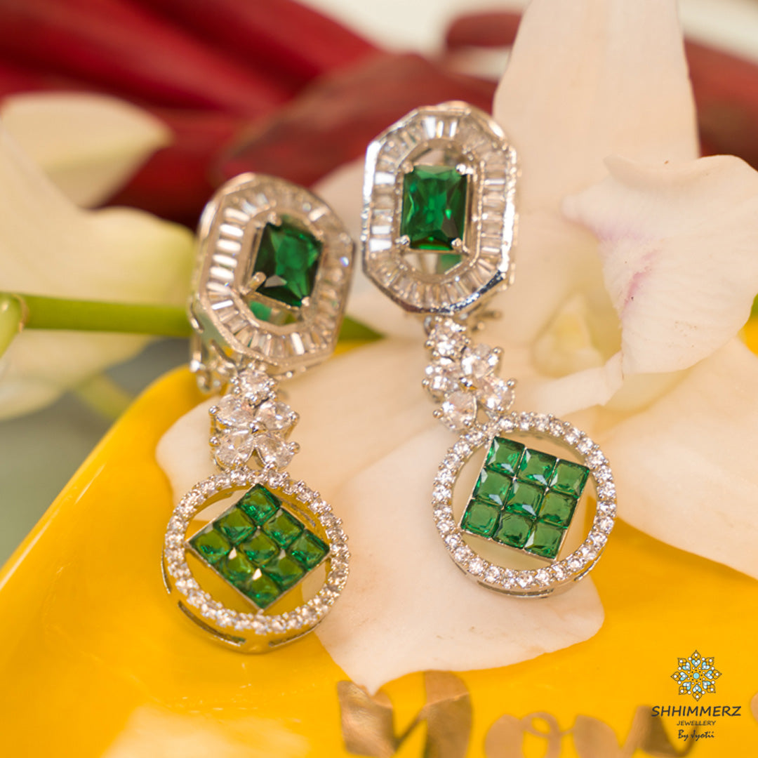 Sleek Invivisble Setting Earrings