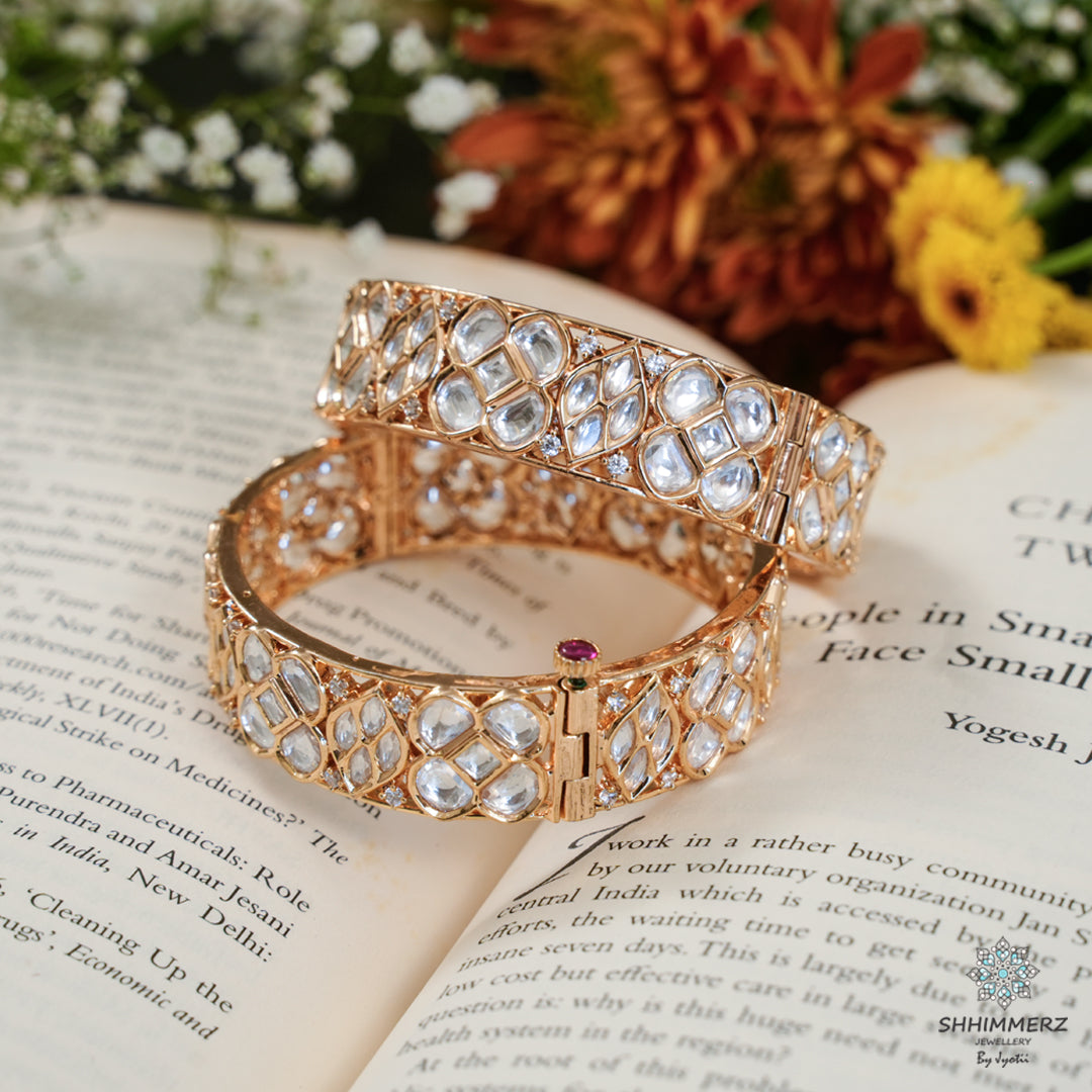 Claasic Kundan Bangles