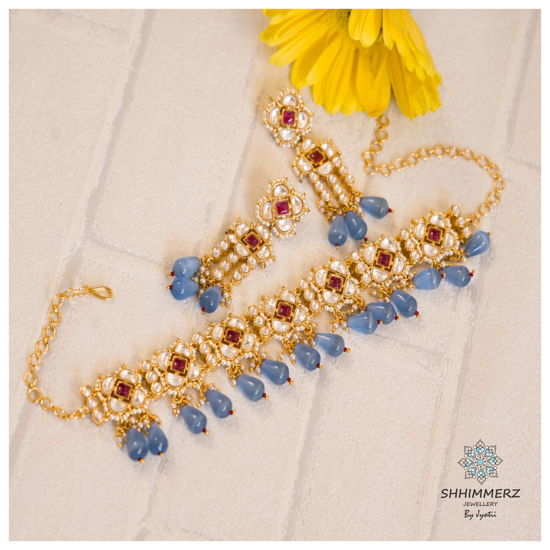 Sleek Turquoise Choker