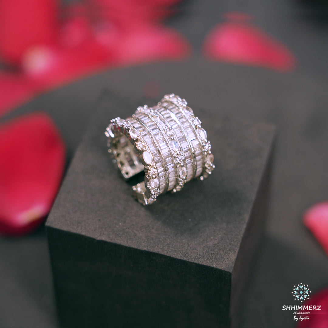 Broad Stone Ring