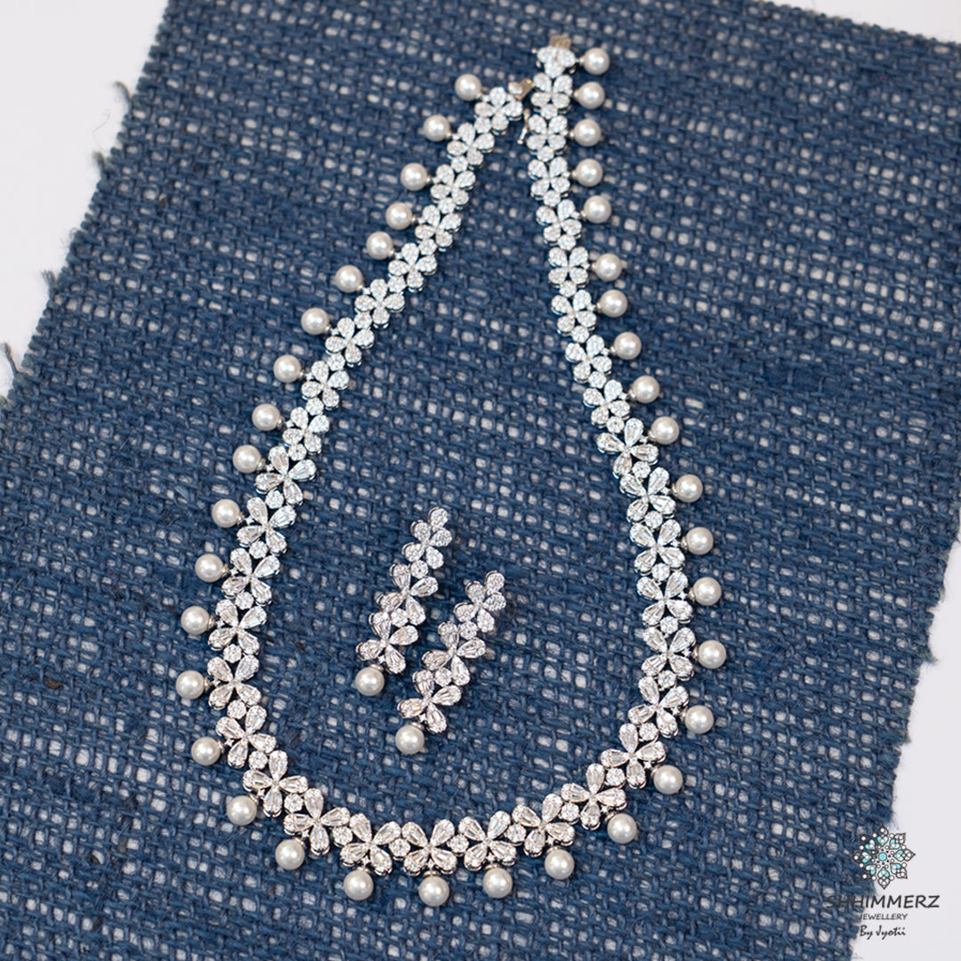 Twinkle Neckpiece