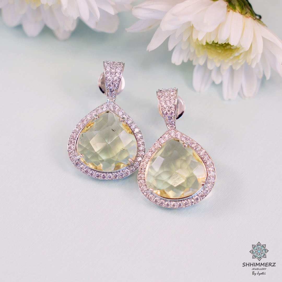 Glittering Sapphire Studs