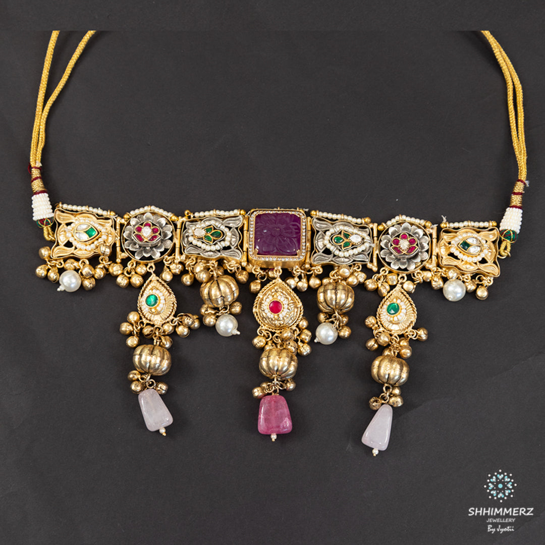 Yamini Neckpiece