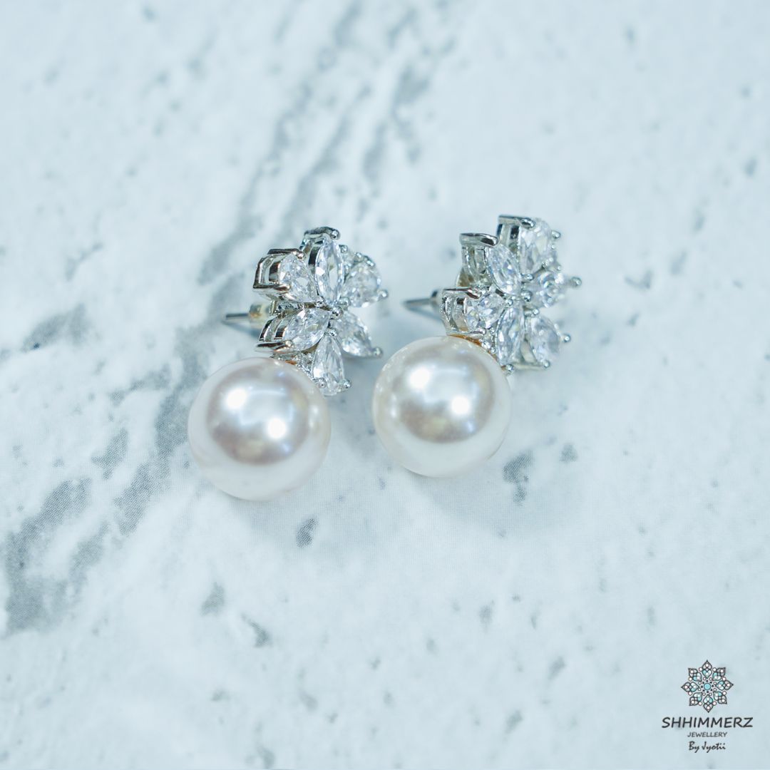 Tini Mini Earrings