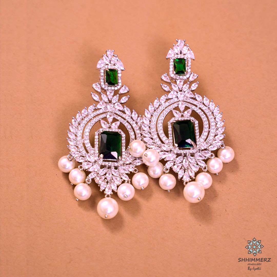 Chand Emerald Earrings