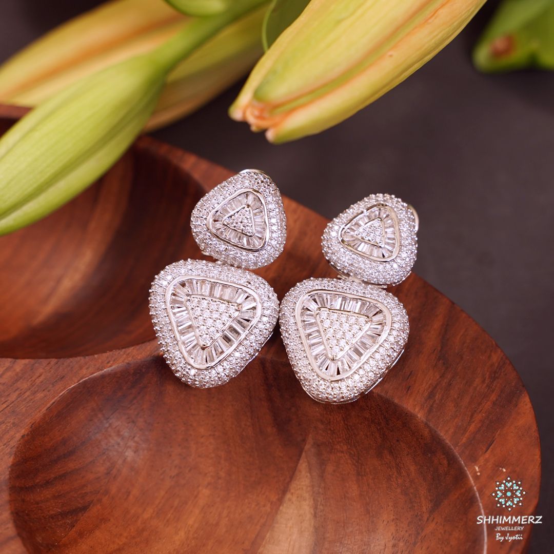 Dual Traingle Studs.