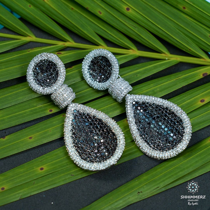 Versatile Danglers