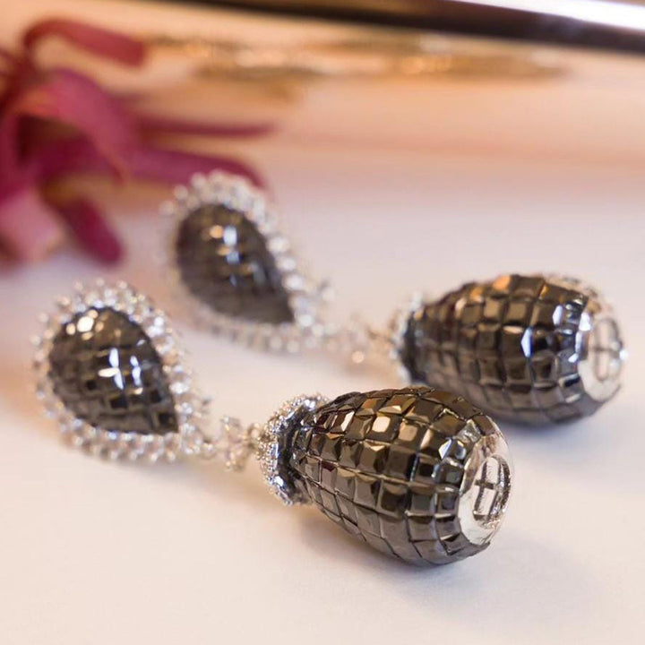 Dropped Shaped Invisible Earrings