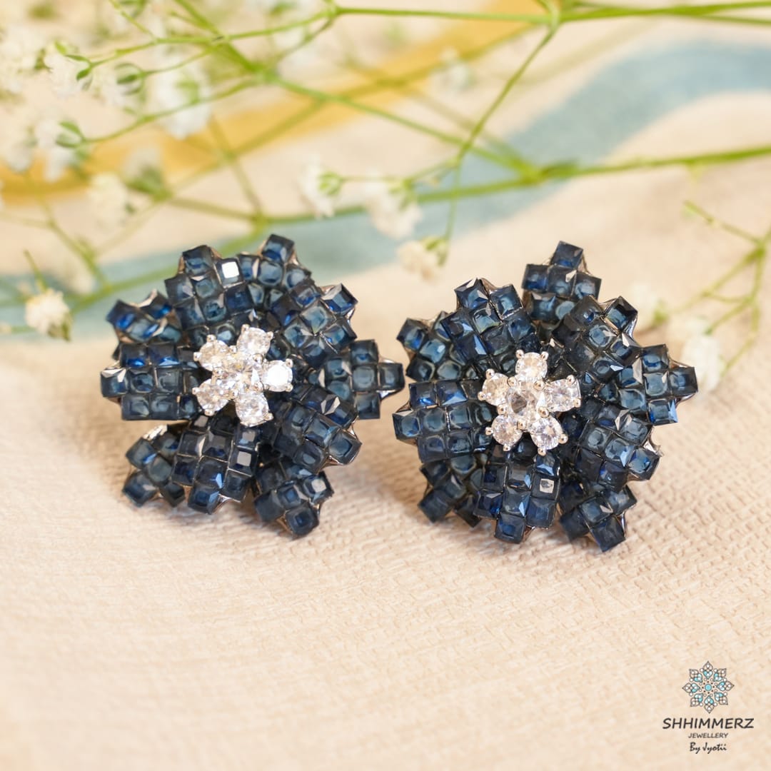 Flower Invisible Studs