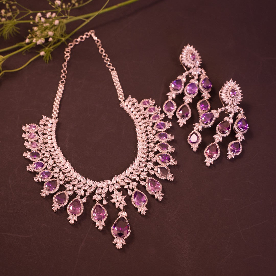Beautiful Drop Stone Neckpiece