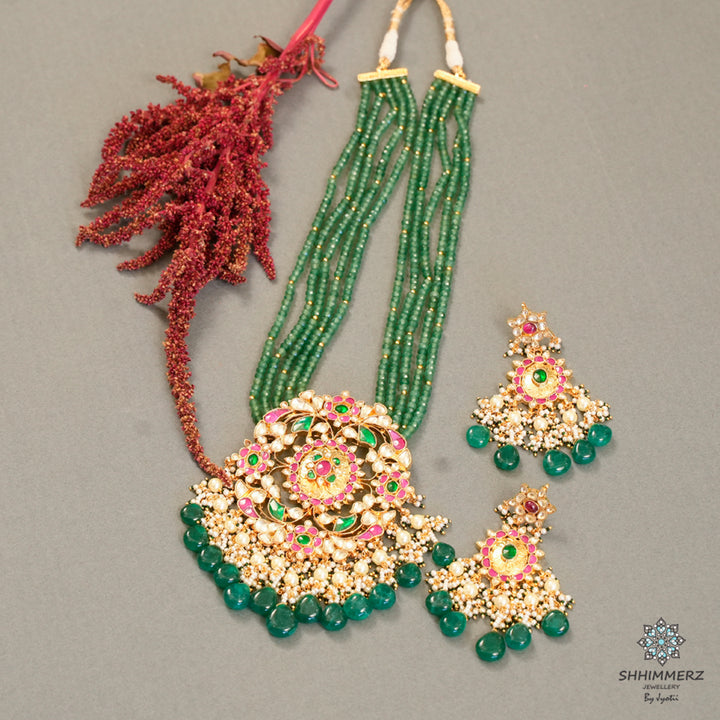 Meera Big Pendant Neckpiece