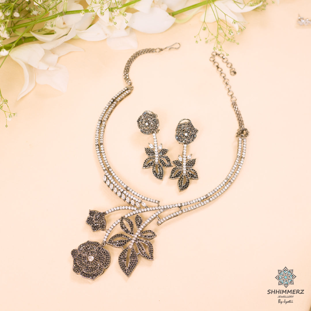 Rose Neckpiece