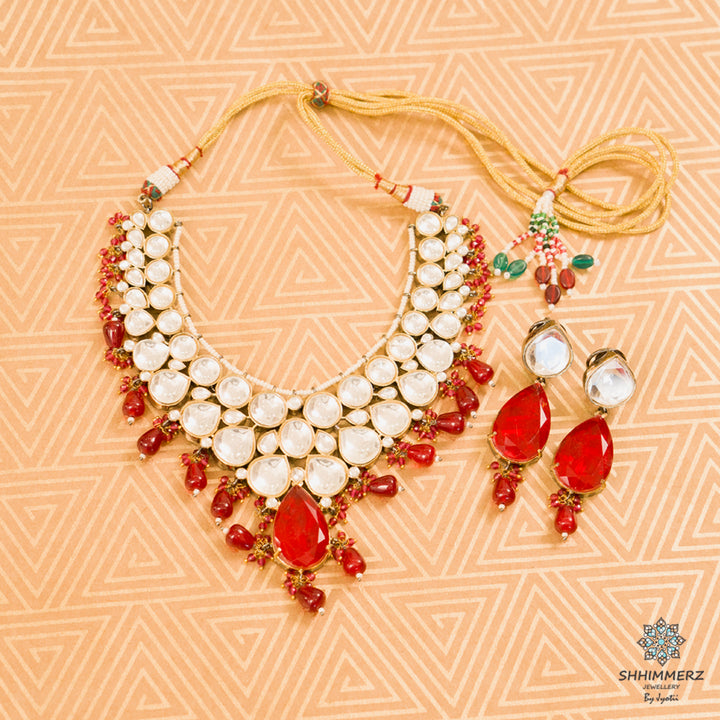 Soha Neckpiece