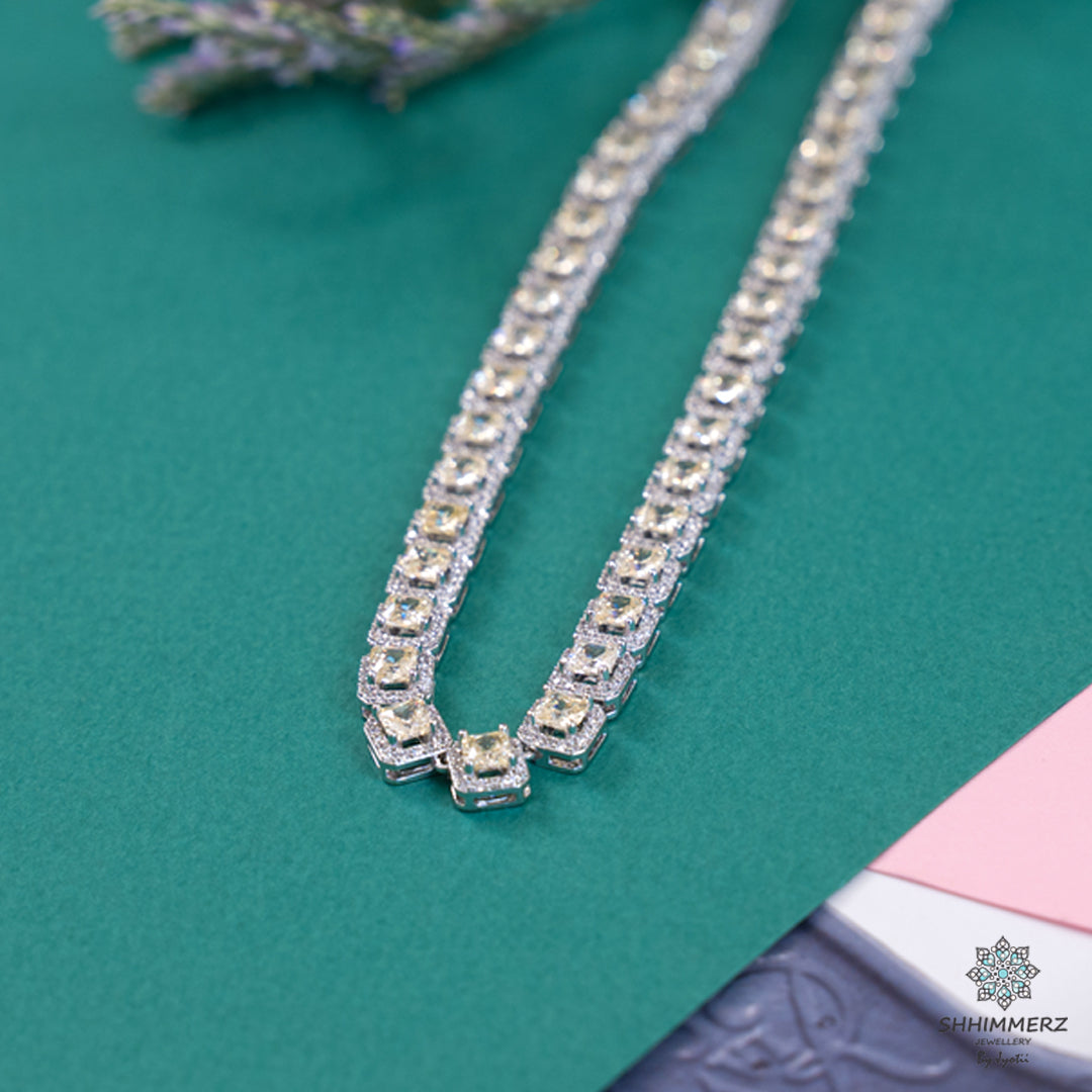 Ruh Long Neckpiece .