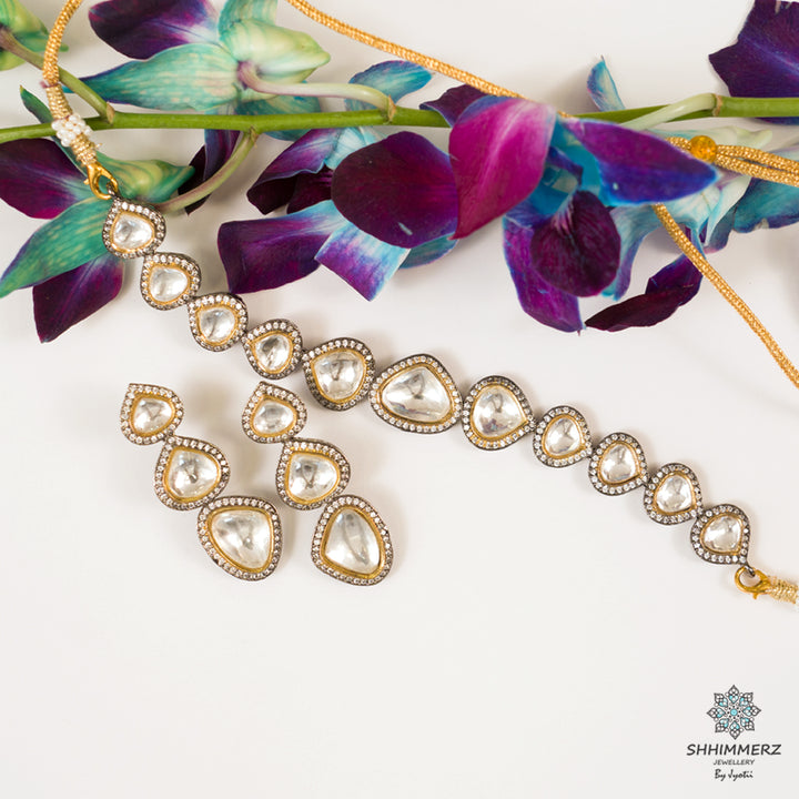 Mahi Choker