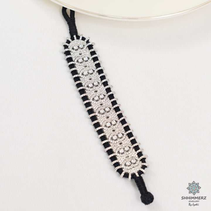 Noya Handbling