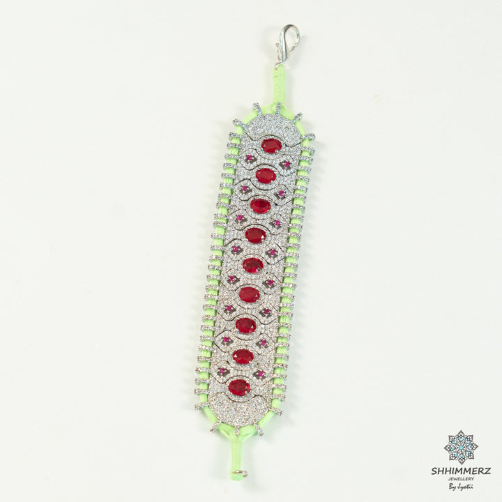 Laila Handbling