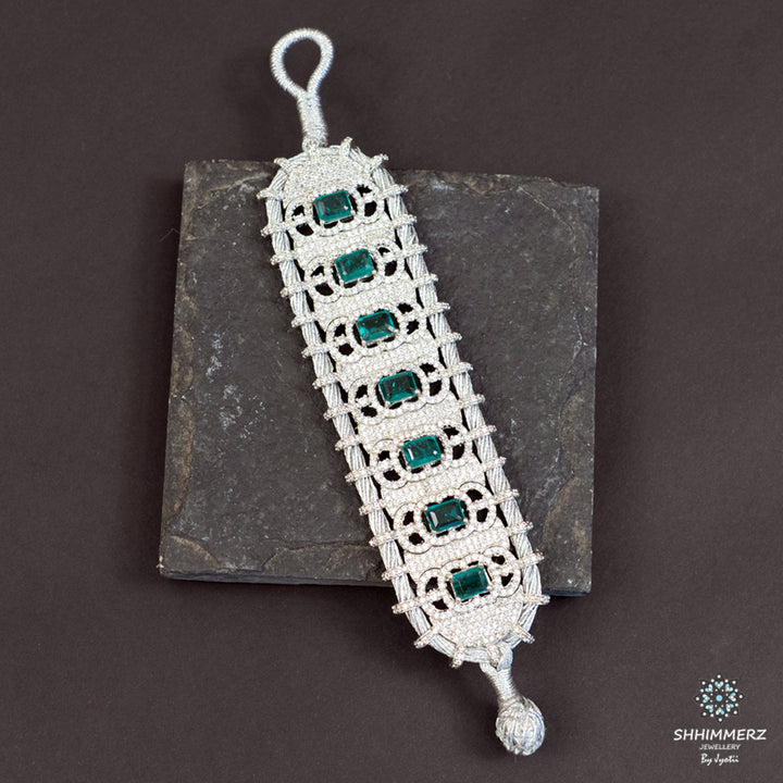 Noha  Handbling