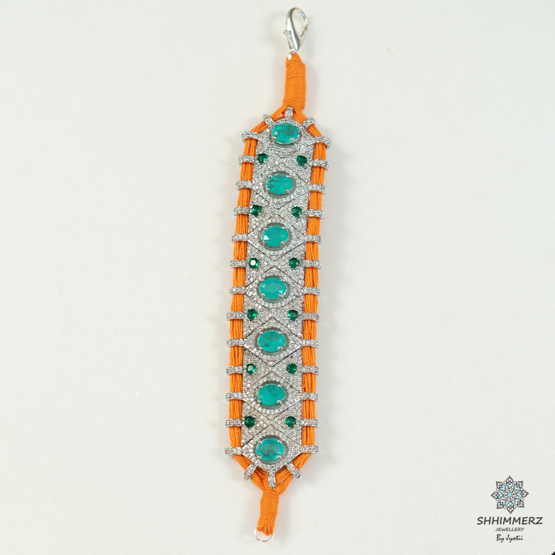 Nayna Handbling