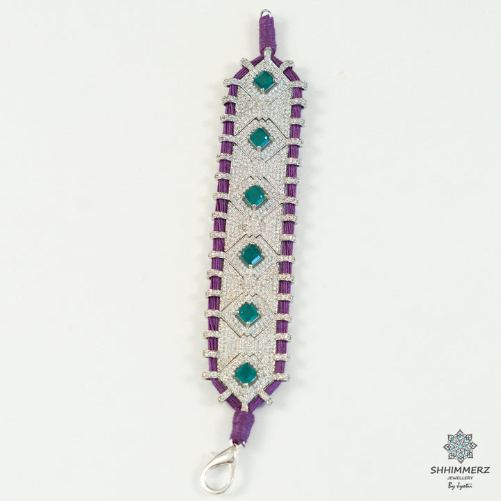 Naayab Hand Bling
