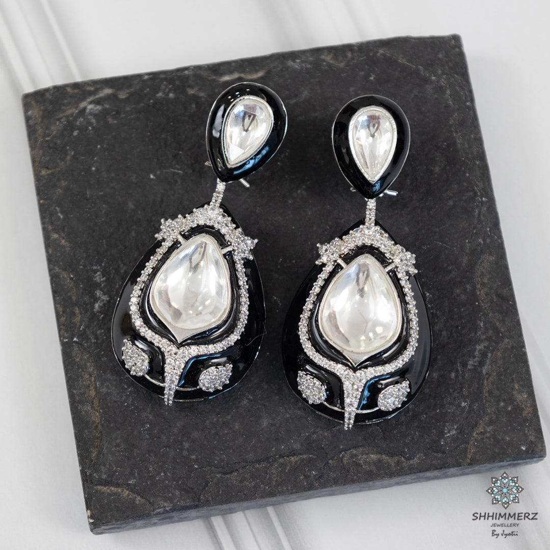Nayu Earrings