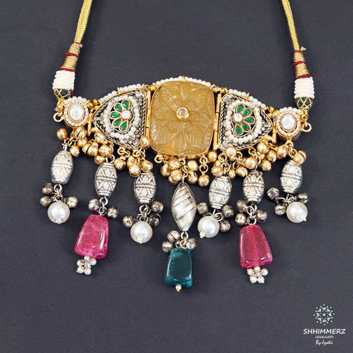 Divya Choker