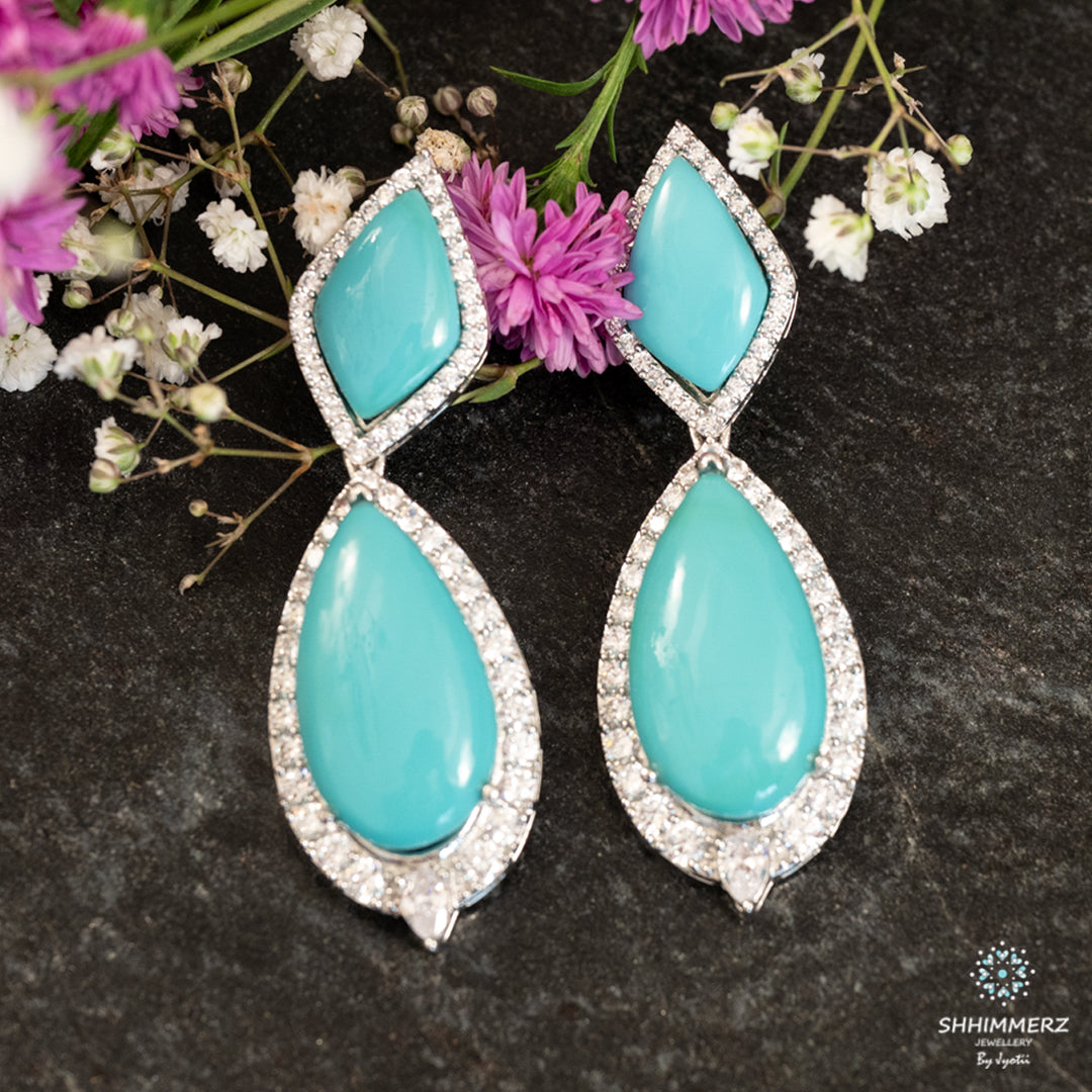 Classic Pearl Earrings