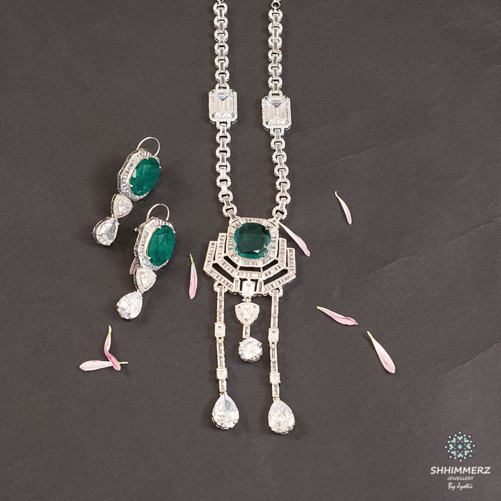 Nashima Neckpiece