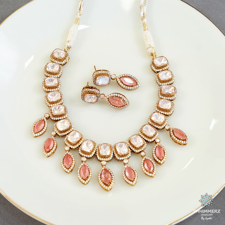 Kashi Neckpiece