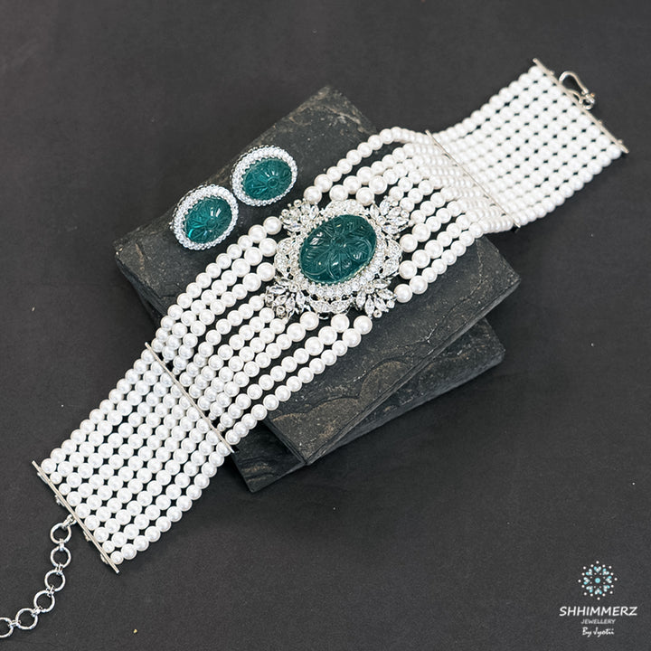 Roo Choker