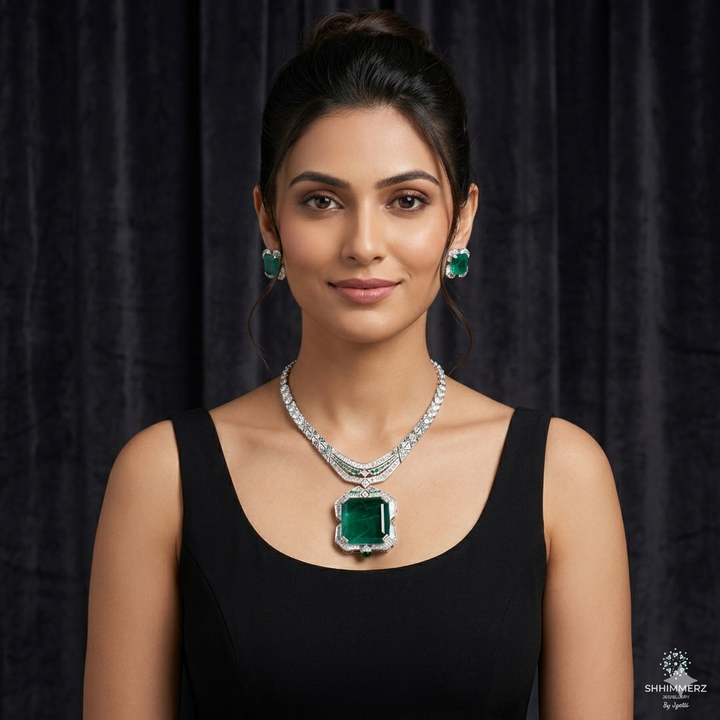 Sara Neckpiece