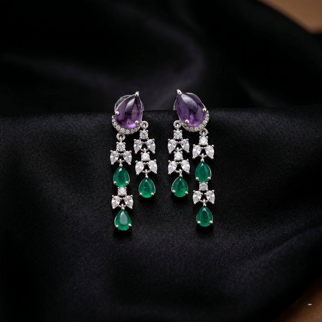 Saya Studs