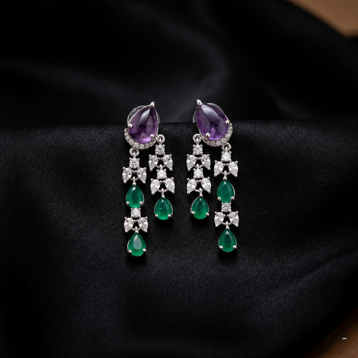 Saya Studs