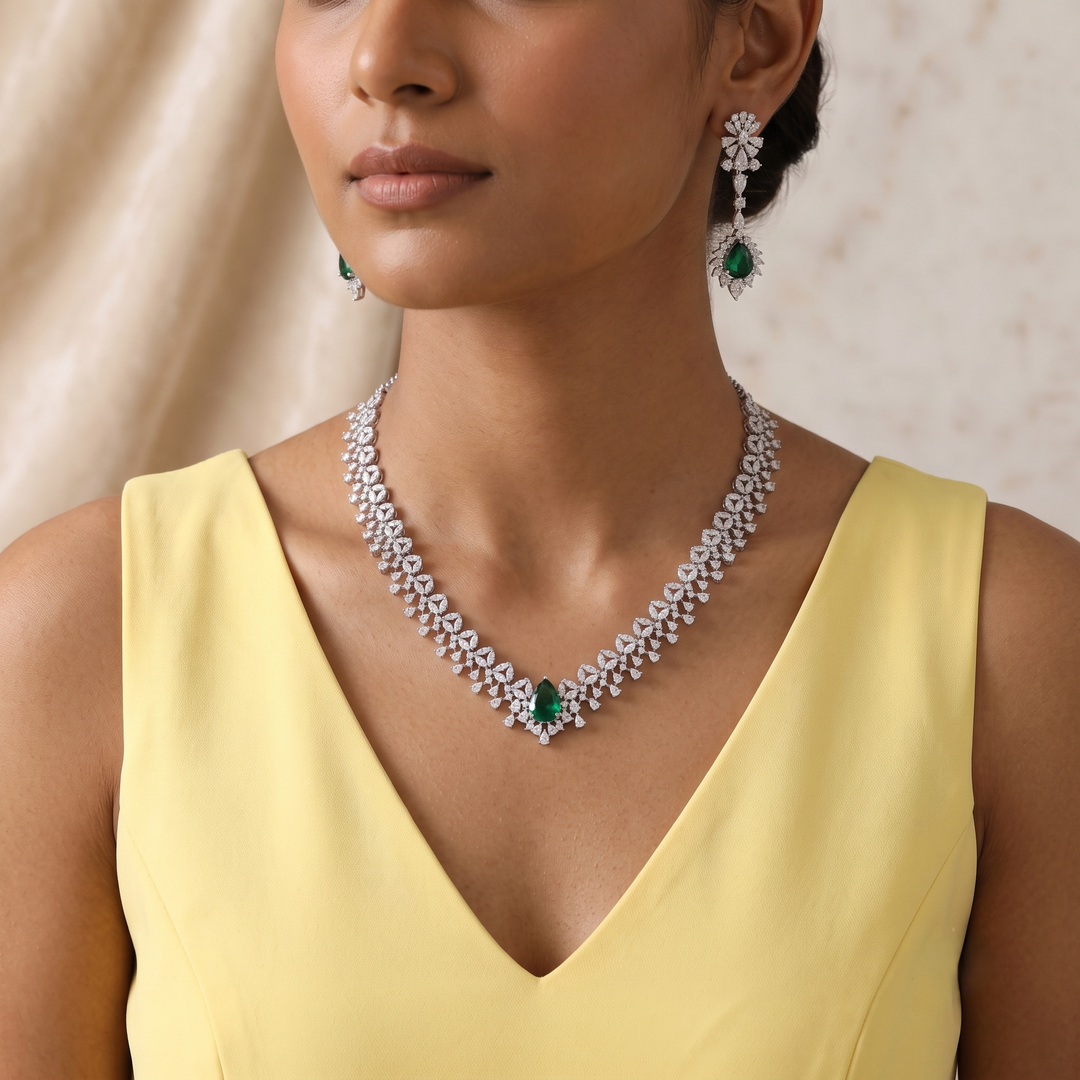 Roli Neckpiece