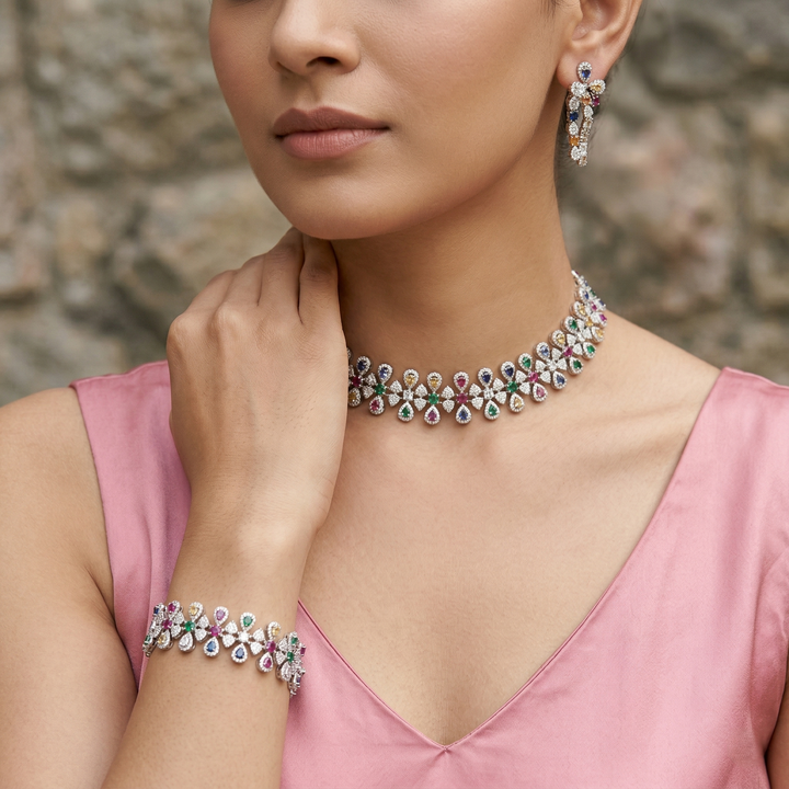 Aawa Neckpiece