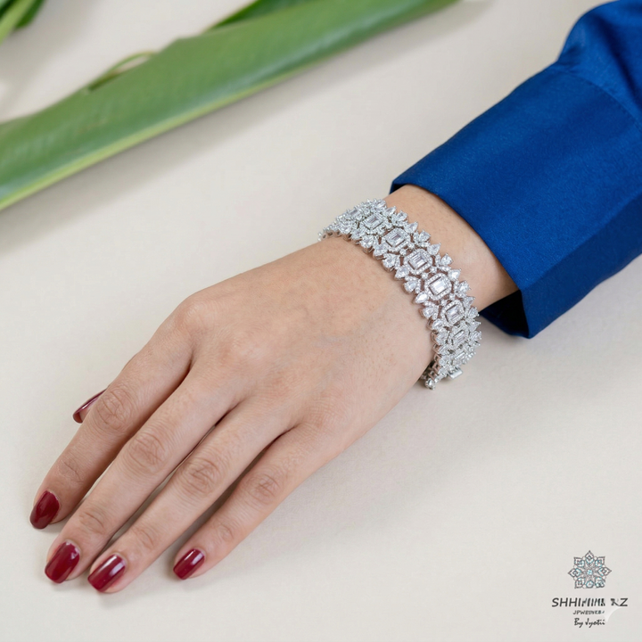 Parineeti Stone Bracelet
