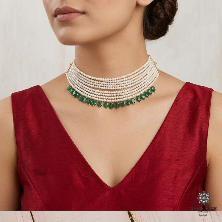 Tara Choker