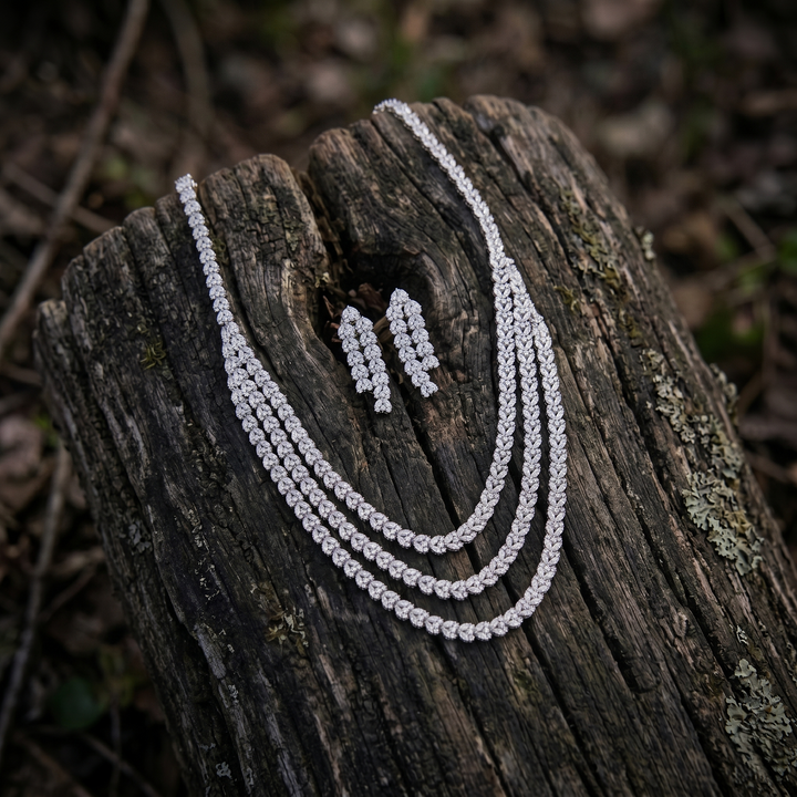 Anaq Neckpiece