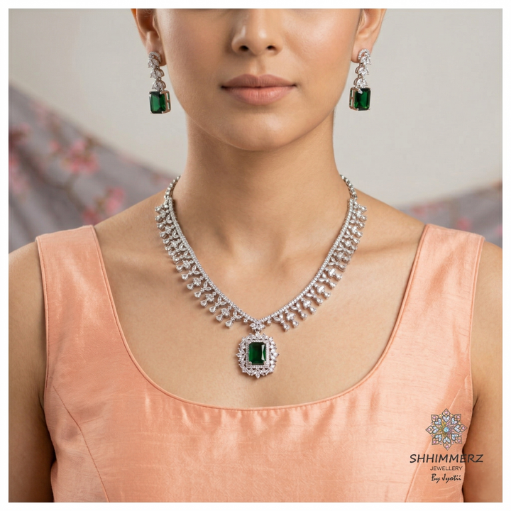 Dainty Neckpiece