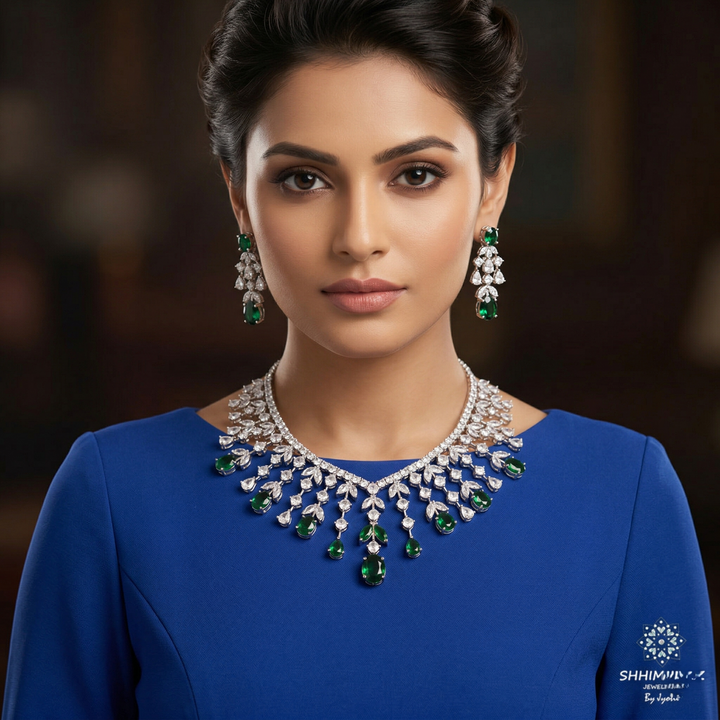 Stiff Emerald Neckpiece