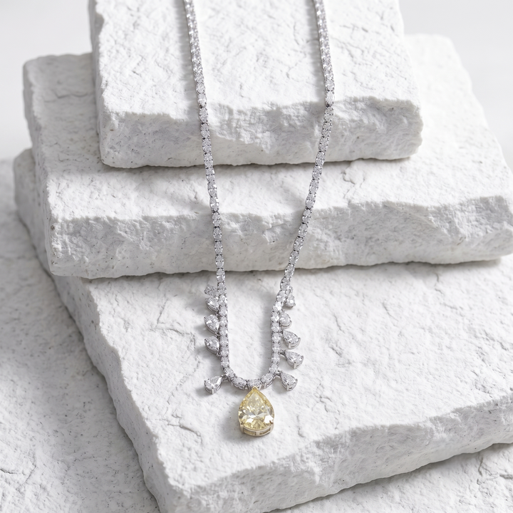 Bebo Neckpiece