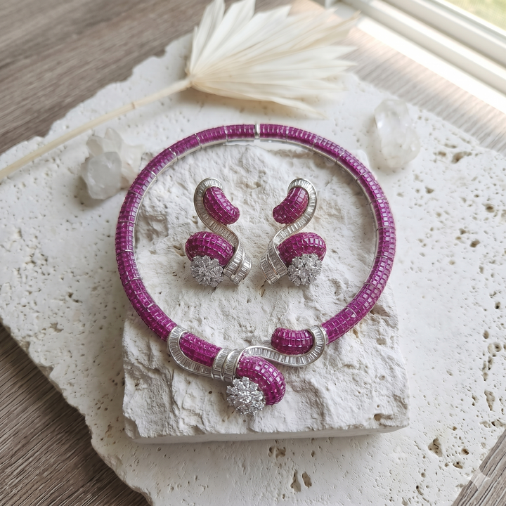Aahali Neckpiece