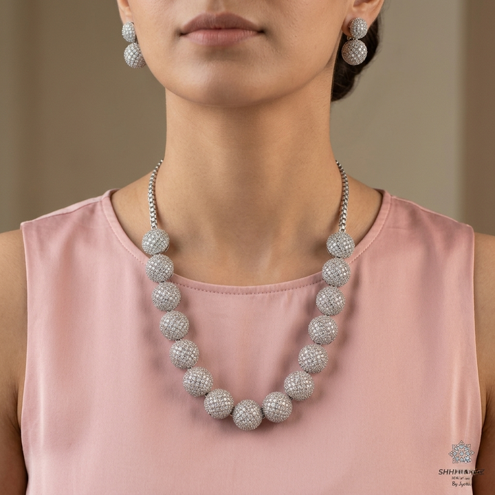 Mita Neckpiece