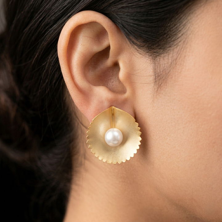 Round Matt Finish Earring