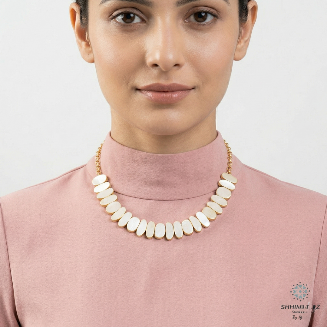 Manan Neckpiece