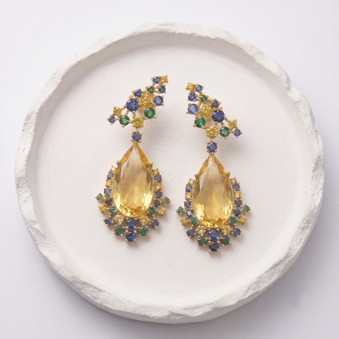 Neeli Earrings