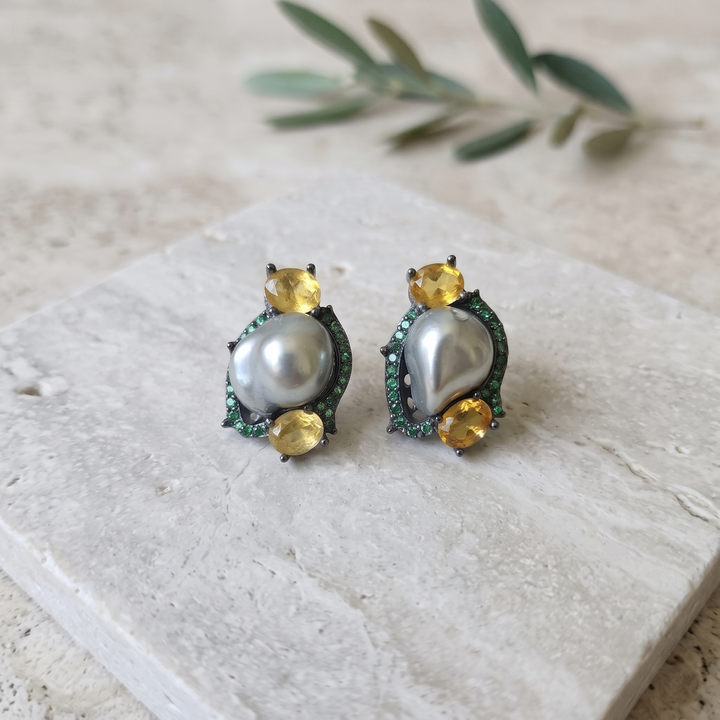Hoi Earrings